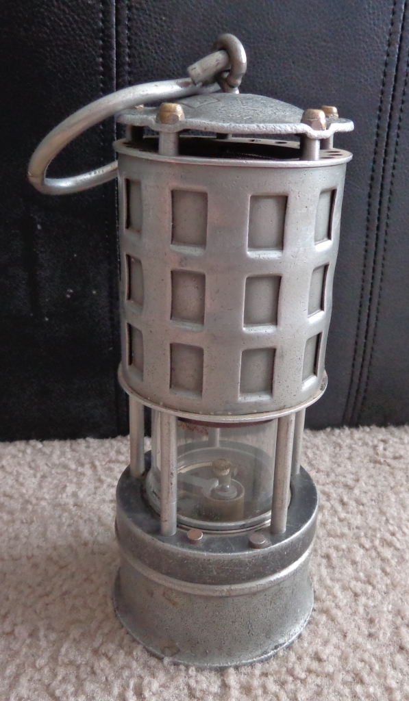 Koehler Lamp (4).JPG